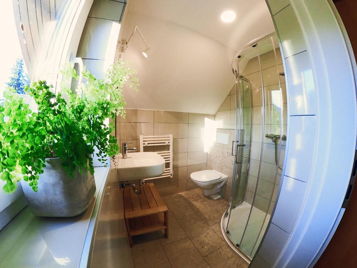 Apartma Petra Ravnik - Wanderer'S Hut Appartamento Bohinj Esterno foto